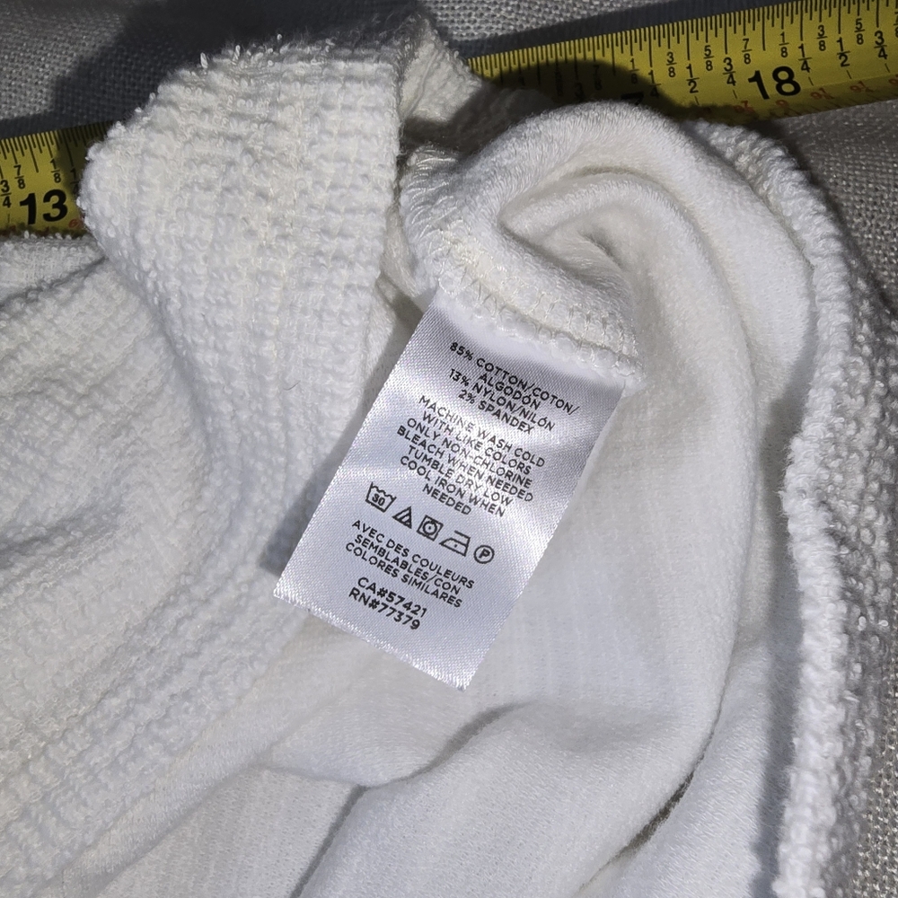 Ann Taylor Sz. XS White Textured Short Sleeve Top with Black Trim Preppy Casual - Picture 11 of 12